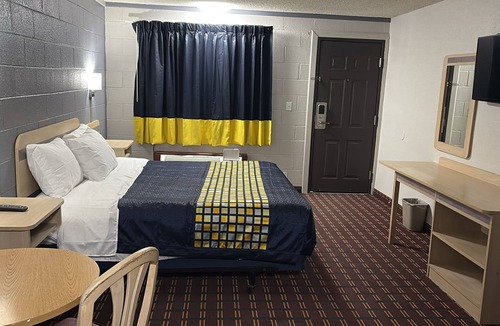 Casper Hotel | Sage & Sand Motel