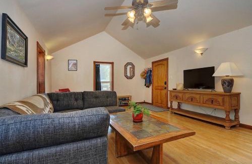 Salida House | Salida Retreat House - courtyard hot tub STR#753