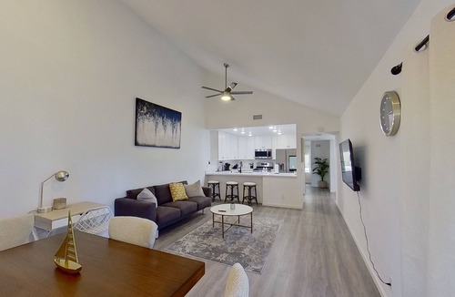 Alta Mesa Condo | SANTA BARBARA 2BR Home|Walk to Beach|Mountain View❤️️