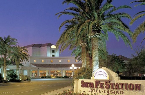 Centennial Hills Hotel | Santa Fe Station Hotel & Casino