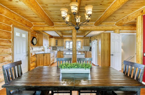 Pagosa Springs Cabin | Scenic 4BR Log Cabin w/MTN views