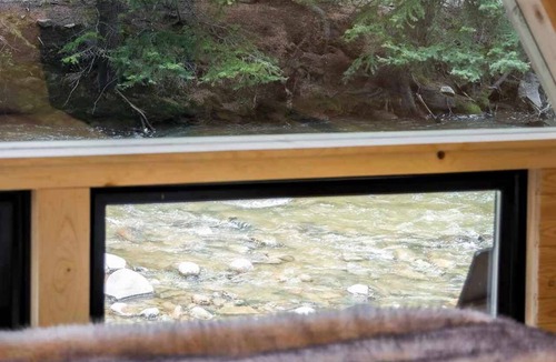 Grant Cabin | Scenic Mountain A-Frame Nook - LostFork Basecamp