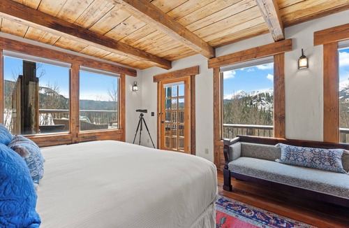 Baldy Mountain House | Scenic Mountain Stay Near Main Street - Private Hot Tub & Sauna