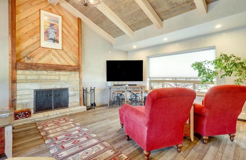 Santa Fe House | Scenic Santa Fe Vacation Rental w/Views + Hot Tub
