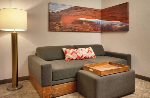 Moab Hotel | Scenic Stay in Moab, Perfect for Exploring Arches & Canyonlands Parks - 4 Units