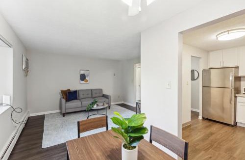Parma Apartment | Scenic towers 3020 I Cozy & Comfy I Free Parking