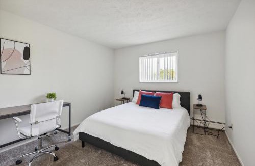 Parma Apartment | Scenic towers 3217I Cozy & Comfy I Free Parking