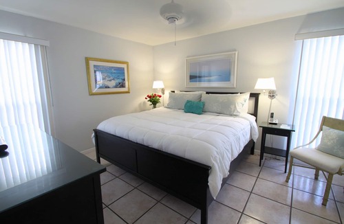 East Fort Lauderdale Hotel | Sea Spray Inn