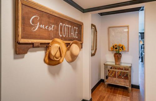 East Mesa Apartment | SeaCliff - Harbor View by Paradise Retreats