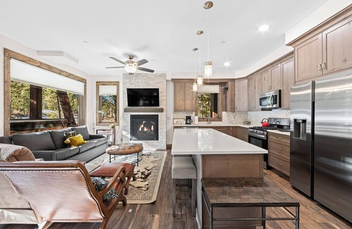 Lakeside Village Apartment | Seasons at Keystone #1886 By Summit County Mountain Retreats