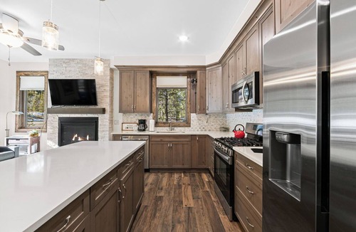 Lakeside Village Apartment | Seasons at Keystone #1886 By Summit County Mountain Retreats