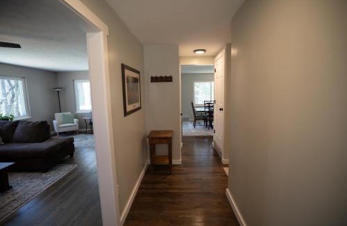 Ellsworth House | Secluded 5BR Retreat with Hot Tub, Sleeps 10
