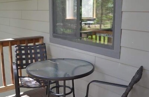 Vallecito Apartment | Secluded And Peaceful River View Retreat