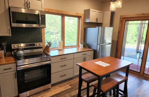 Florissant Apartment | Secluded Guest Suite Covered Hot Tub, Private Drive, Mountain Valley Views