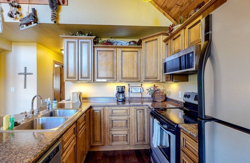 Cripple Creek House | Secluded Mountain Escape W/Full Kitchen, free WiFi, & More
