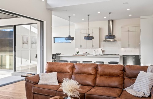Sedalia House | SEDALIA SUMMIT Brand-New Luxury Mountain Estate