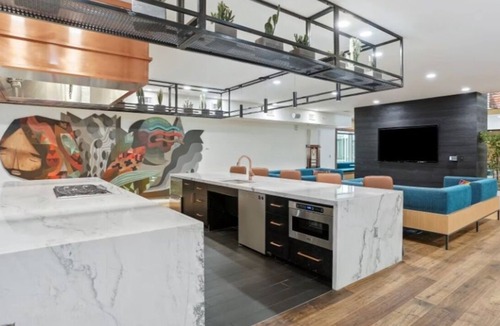 LoDo Hotel | Sentral Union Station | Studio Apt in Union Station | Outdoor Pool | BBQ Area