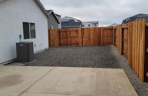 Stanislaus County House | Serene 4-bedroom building with AC in charming Patterson