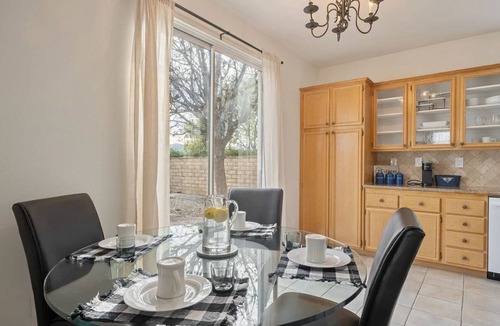 Castaic House | Serenity Peaks Villa at Castaic Lake