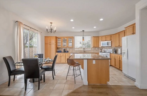 Castaic House | Serenity Peaks Villa at Castaic Lake