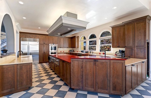 Broadmoor House | Shimmering Pines Estate - Large House with Indoor Pool