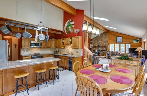 Silver Plume House | Silver Plume Mountain Haven with Views & Deck!