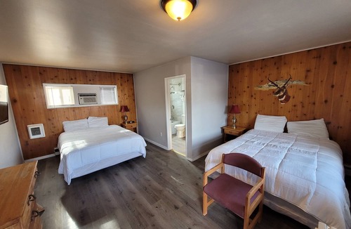 Burns Hotel | Silver Spur Motel