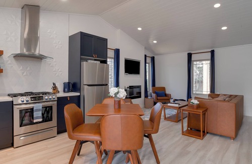 Angel Fire Cabin | Six Cabins on the same property- King Beds, AC, Firepit, Smores, Sledding