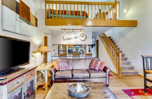 Steamboat Springs Condo | Ski Area Views - On Bus Line - Walk to Grocery Store - Community Hot Tub
