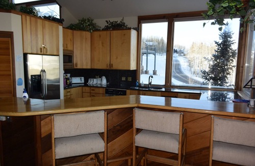 Mount Crested Butte House | Ski-in-Out, 5/4 Custom Home Comfortably Sleeps 17