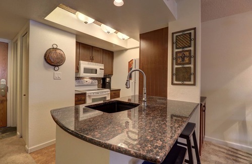 East Village at Copper Condo | Ski in/out Cozy Efficiency in East Village with available hot tub! FP211