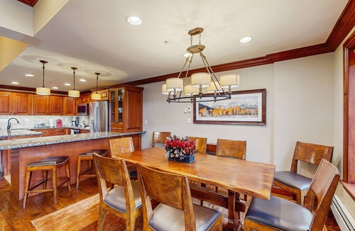 Vail Ski Chalet | Ski-in/out home w/alpine view, fireplace, AC, fast WiFi, shared pool/hot tubs/WD