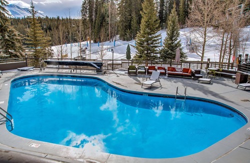 Peak 9 Apartment | Ski-In/Ski-Out. 9 Hot Tubs and Pools
