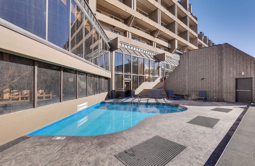 Peak 9 Apartment | Ski-In/Ski-Out Breckenridge Condo w/Resort Perks!
