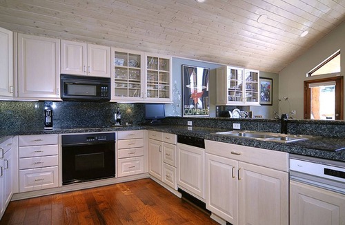 Mount Crested Butte House | SKI-IN-SKI-OUT Chalet. 1 of 2 Houses at the Base of Mt Crested Butte.