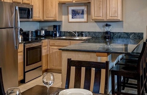 Four O'Clock Cabin | Ski-In/Ski-Out Luxury at Grand Timber Lodge – Breckenridge, CO