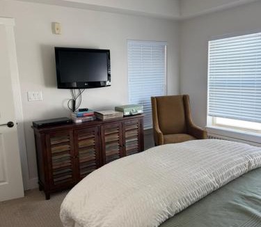 Silvercreek Apartment | Ski-In/Ski-Out Luxe Mountain Getaway in Granby