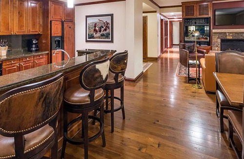 Aspen Resort | Ski-In/Ski-Out Ritz-Carlton Club, Aspen Highlands 2BR Residence