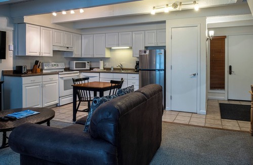 Copper Mountain Village Condo | Ski-in/Walk-out condo, free wifi, covered parking. kitchen, pet friendly!