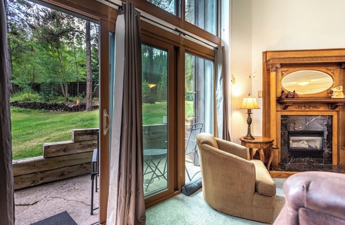 Copper Mountain Village Condo | Ski-in/Walk-out condo, free wifi, covered parking. kitchen, pet friendly!