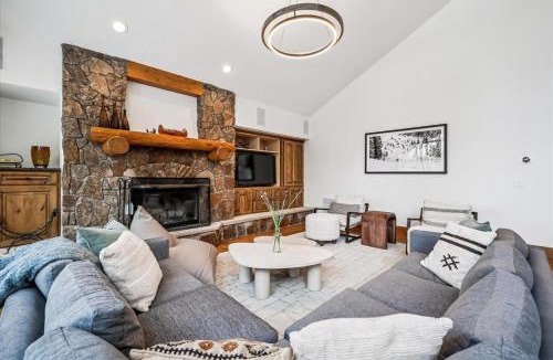 Four O'Clock House | Ski Inn, Beautiful large home with amenities galore, New Listing
