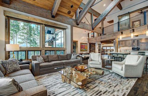 Timber Trail House | Skiers Palace