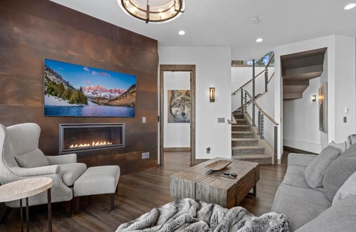 Windcliff Estates House | Skyes Peak - Luxury Mountain Retreat with Breathtaking Views