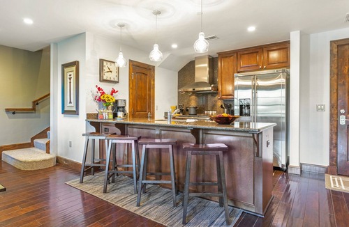 Avon Condo | Sleek and Modern Penthouse at the Beaver Creek Entrance, with Private Shuttle