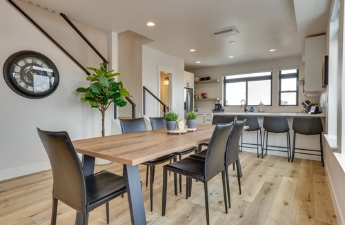 Fraser House | Sleek Fraser Townhome < 8 Mi to Winter Park!