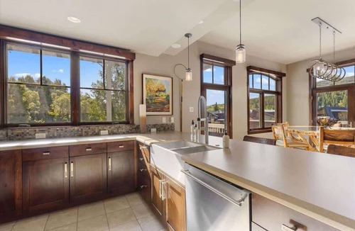 Downtown Steamboat Springs Condo | Sleek Mountain Retreat | Downtown | Mtn Views