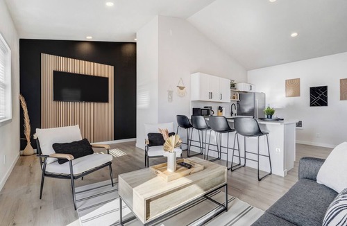 Central Colorado Springs House | Sleeps 14+, Indoor Heated Pool, Fire Pit & Hot Tub, Luxury Retreat for Group