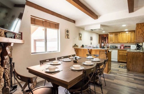 Summit Estates Ski Chalet | Slopeside Cabin B Game room W Hot tub