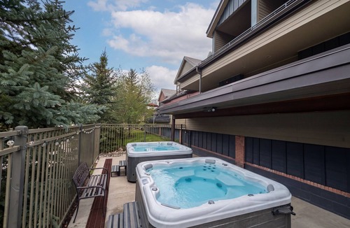 Telluride Condo | Slopeside Telluride Studio: Balcony Views of Chair 7 & Walk to Town