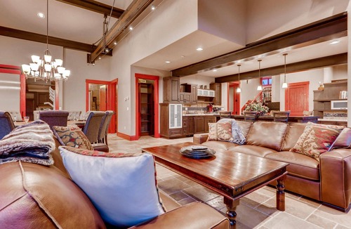 Copper Mountain House | Snow Maker Manor: Pet-Friendly, True Ski-in/Out, Hot Tub, Theater, Pool Table